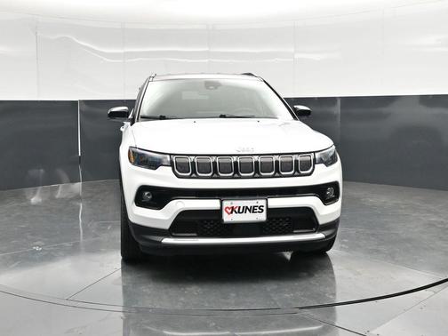 Bright White Clearcoat 2022 Jeep Compass Limited