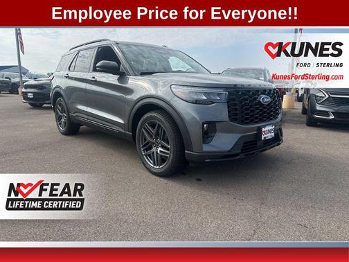 2025 Ford Explorer ST