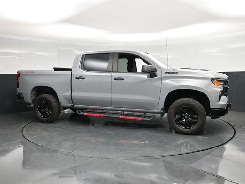 Slate Gray Metallic 2024 Chevrolet Silverado 1500 Custom Trail Boss