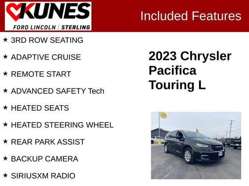 Brilliant Black Crystal Pearlcoat 2023 Chrysler Pacifica Touring L