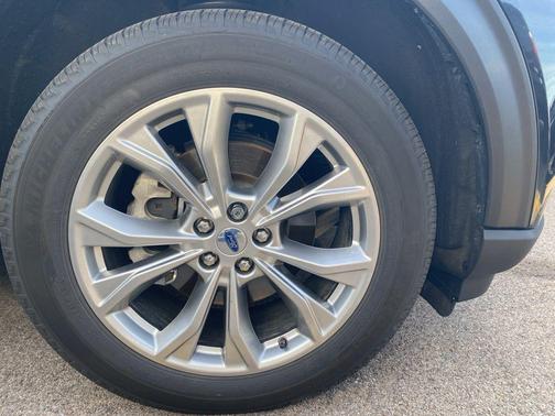 Stone Blue Metallic 2023 Ford Explorer XLT
