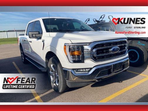 Oxford White 2022 Ford F-150 XLT