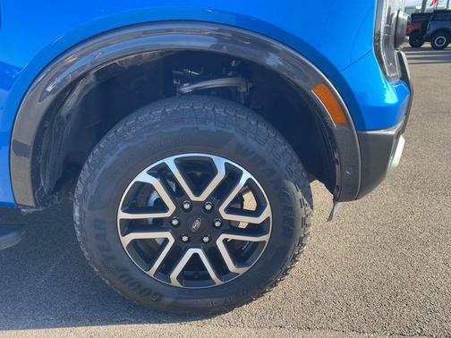Velocity Blue Metallic 2024 Ford Ranger LARIAT