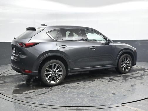 Machine Gray Metallic 2019 Mazda CX-5 Signature
