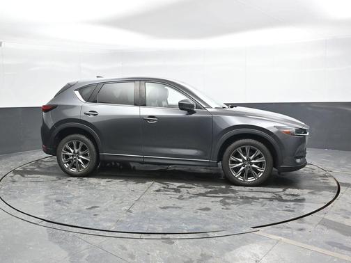 Machine Gray Metallic 2019 Mazda CX-5 Signature