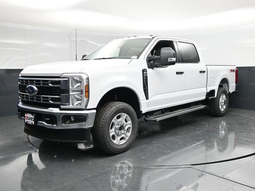 Oxford White 2026 Ford F-250