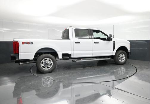 Oxford White 2026 Ford F-250