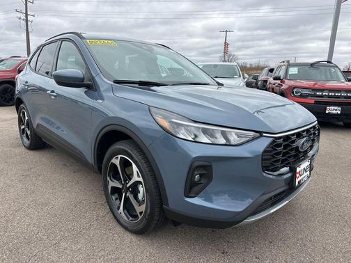 2026 Ford Escape ST-Line Select