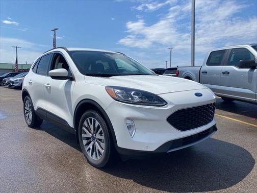 2022 Ford Escape Titanium