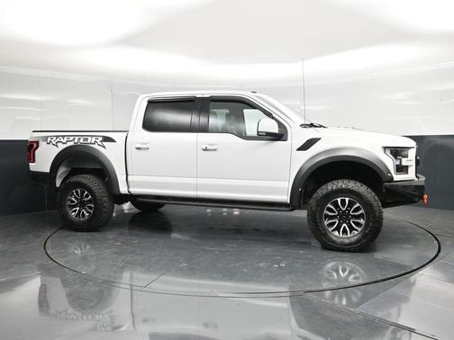Oxford White 2018 Ford F-150 Raptor