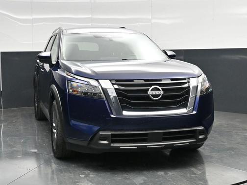 Deep Ocean Blue Pearl 2025 Nissan Pathfinder SV 4WD