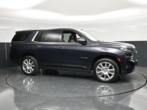 Dark Ash Metallic 2022 Chevrolet Tahoe High Country