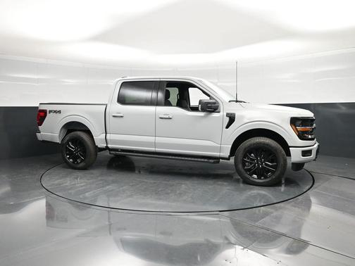 Avalanche 2026 Ford F-150 XLT