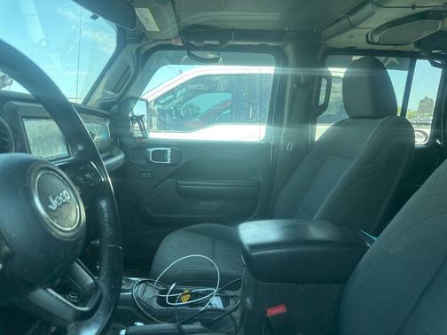 Black Clearcoat 2018 Jeep Wrangler Unlimited Sport