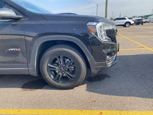 2022 GMC Terrain AT4
