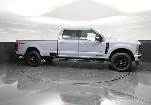 Glacier Gray Metallic Tri-Coat 2025 Ford F-250 Lariat