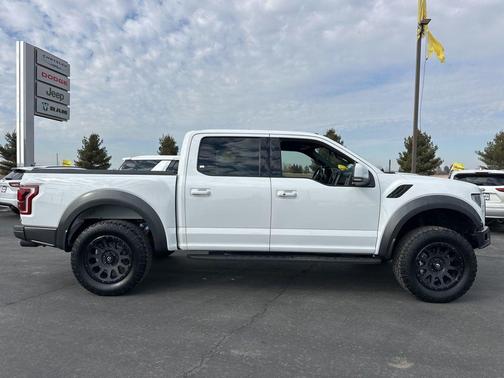 Oxford White 2018 Ford F-150 Raptor