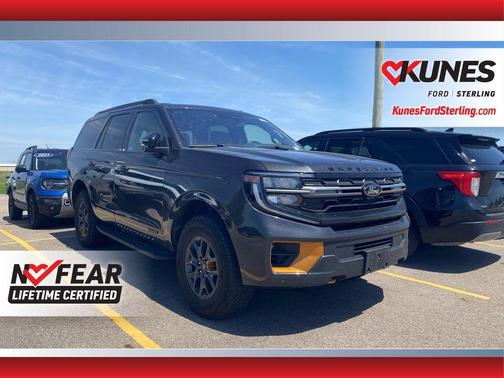 Gray Metallic 2025 Ford Expedition Tremor