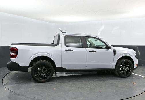 Space White Metallic 2026 Ford Maverick XLT