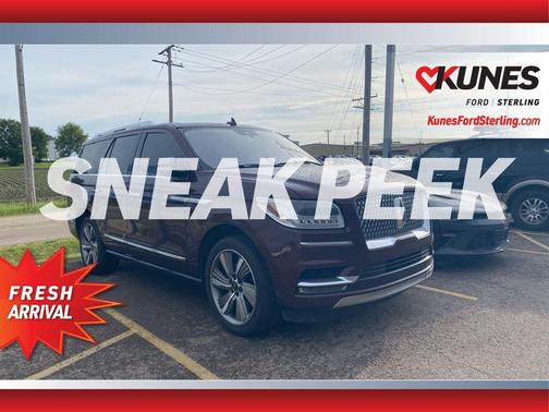 Burgundy 2018 Lincoln Navigator Reserve