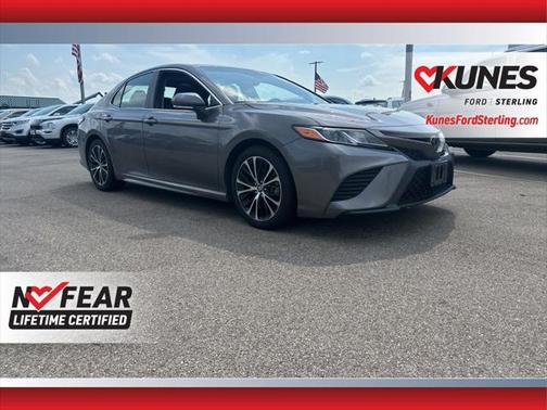 2018 Toyota Camry SE