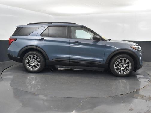 Vapor Blue Metallic 2026 Ford Explorer Active
