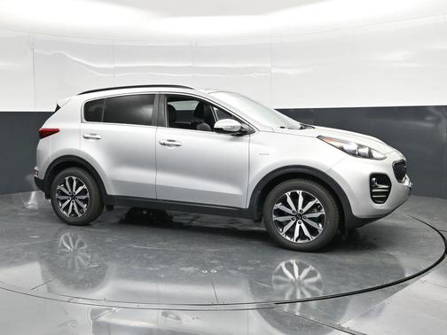 Sparkling Silver 2018 Kia Sportage EX