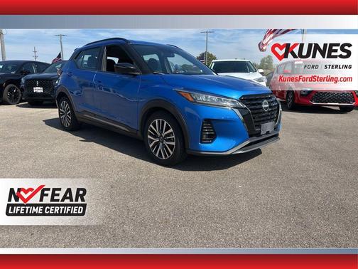 2022 Nissan Kicks SR