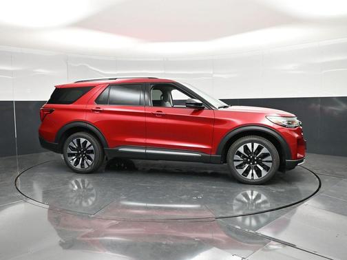 Rapid Red Metallic Tinted Clearcoat 2026 Ford Explorer Platinum