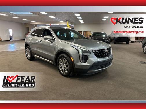 2023 Cadillac XT4 Premium Luxury