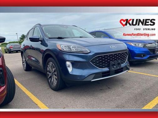 2020 Ford Escape Titanium