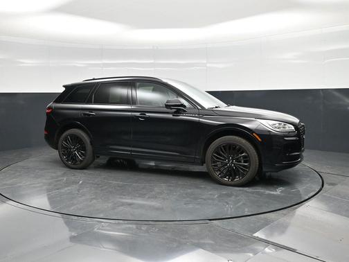 2025 Lincoln Corsair Reserve