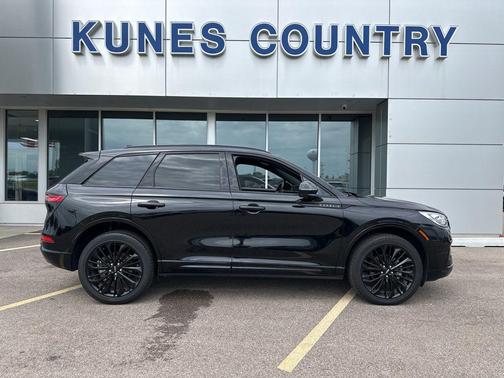 2025 Lincoln Corsair Reserve