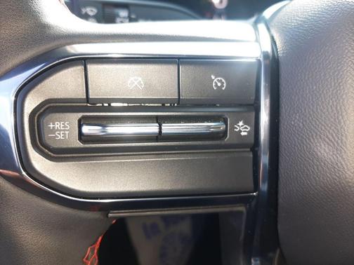 Onyx Black 2024 GMC Canyon AT4X