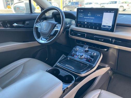 2021 Lincoln Nautilus Standard