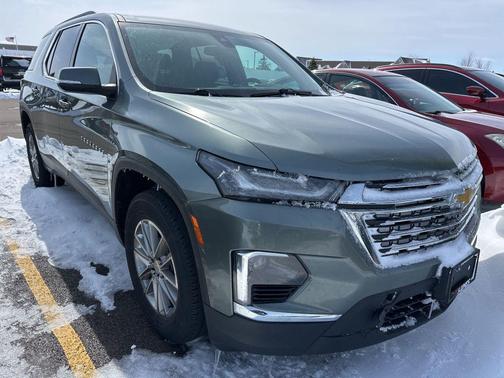 2023 Chevrolet Traverse LT