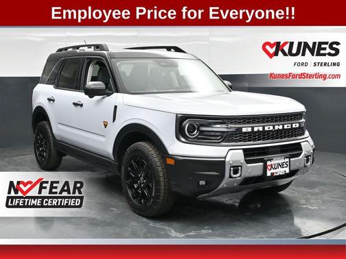 Space White Metallic 2026 Ford Bronco Sport Badlands
