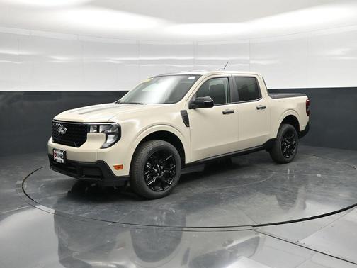 Desert Sand 2025 Ford Maverick XLT
