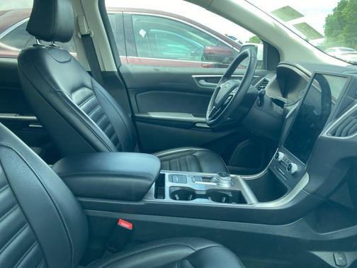 Oxford White 2024 Ford Edge SEL