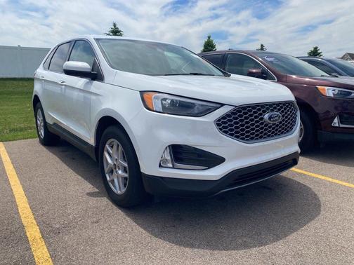 Oxford White 2024 Ford Edge SEL
