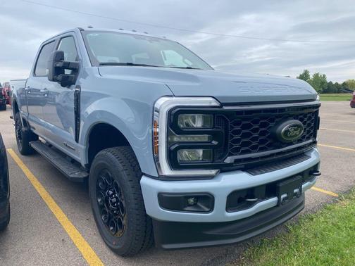 Glacier Gray Metallic Tri-Coat 2026 Ford F-250