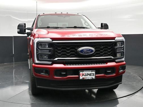 Rapid Red Metallic Tinted Clearcoat 2024 Ford F-250 Lariat