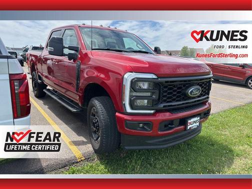 Rapid Red Metallic Tinted Clearcoat 2024 Ford F-250 Lariat