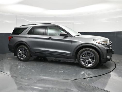 Carbonized Gray Metallic 2026 Ford Explorer Active