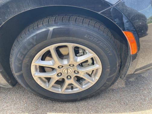 Diamond Black Crystal Pearlcoat 2024 Chrysler Pacifica Touring L