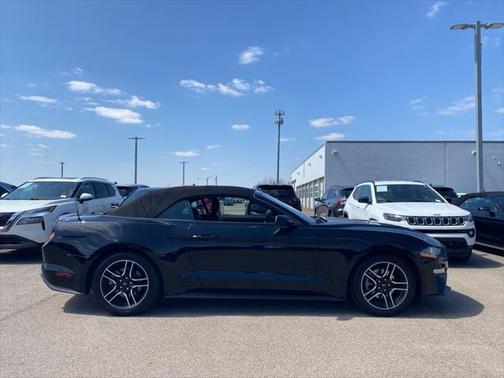 2022 Ford Mustang EcoBoost Premium