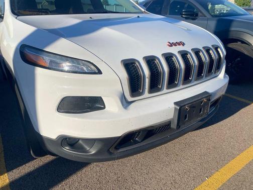 Bright White Clearcoat 2016 Jeep Cherokee 75th Anniversary