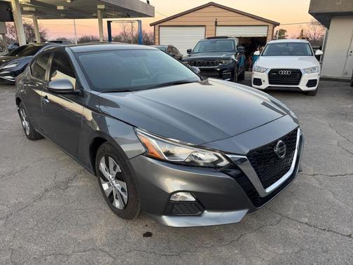 2020 Nissan Altima S FWD