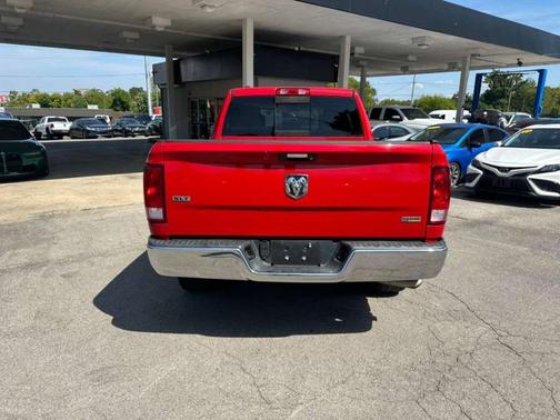 2016 RAM 1500 SLT