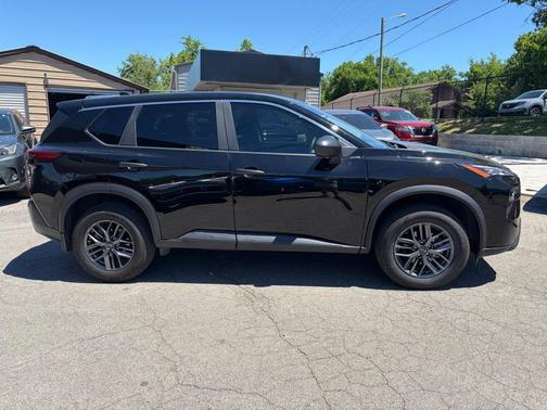 Super Black 2023 Nissan Rogue S